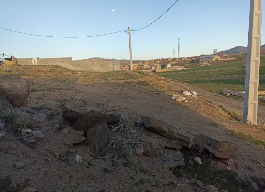 فروش ۳۵۱زمین مسکونی سه بر در شهر چمن سلطان