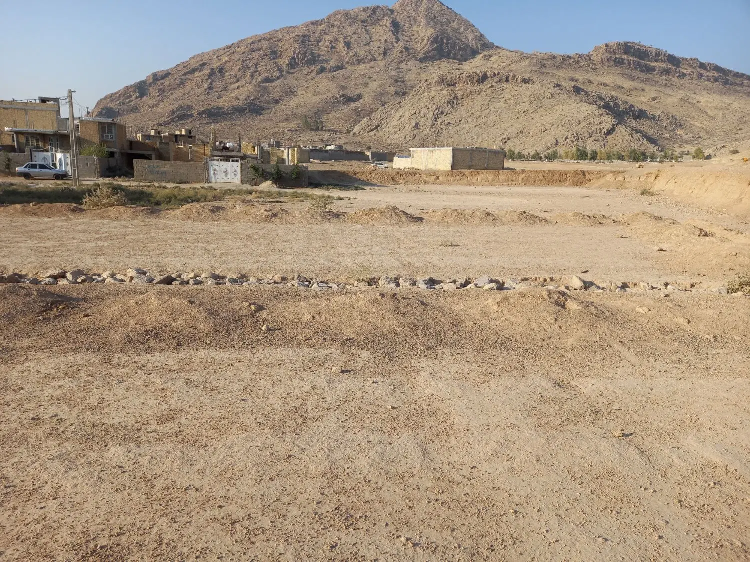 زمین مسکونی
