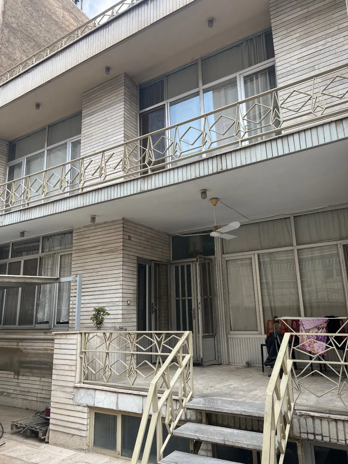 شریعتی پیچ شمیران ۲۲۵ متر جنوبی بر ۷_۵ با جواز