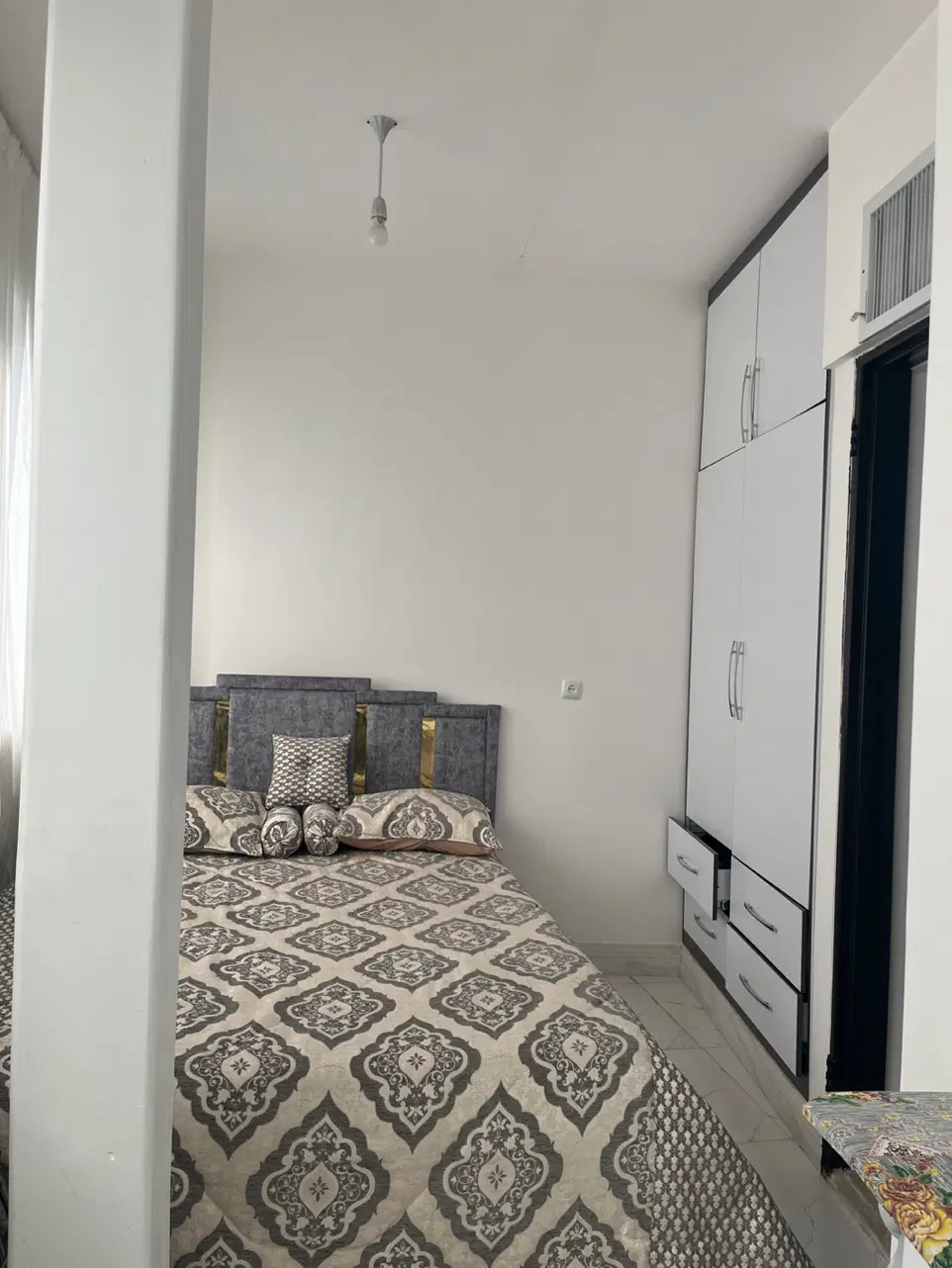 اجاره تک واحدی