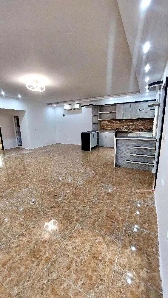 *ویلا جنگلی قدیمی۲۰۰متری سندار قابل سکونت