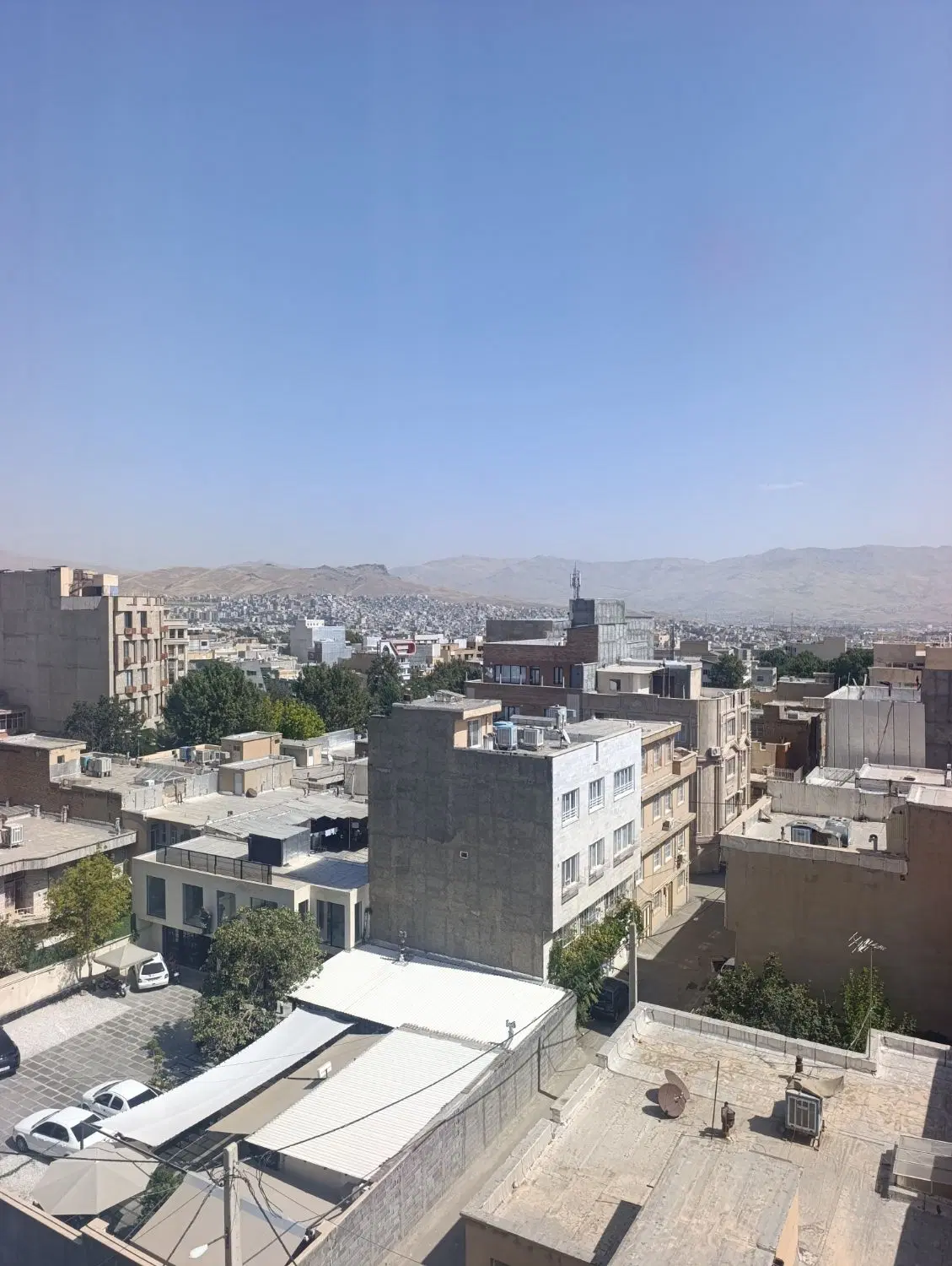 فروش خانه ویلایی یک طبقه جنوبی