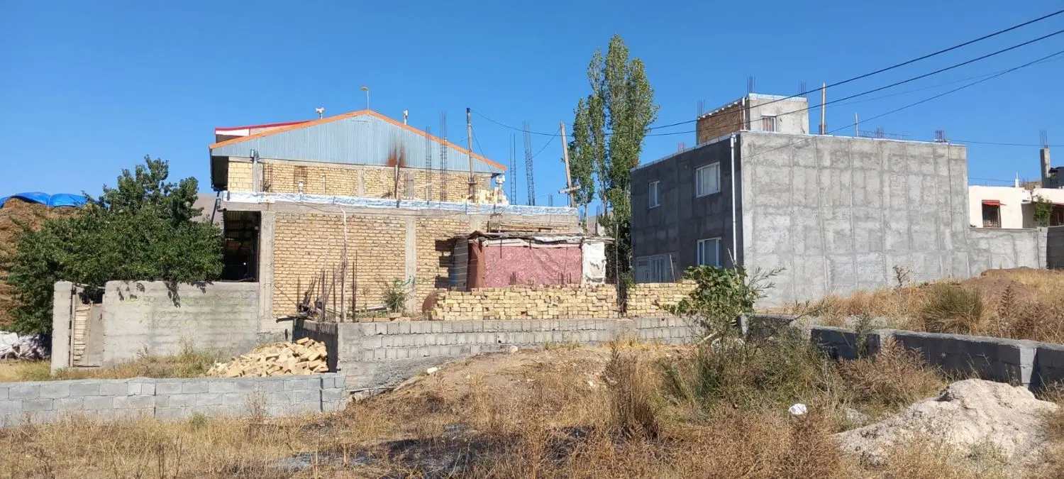 زمین مسکونی