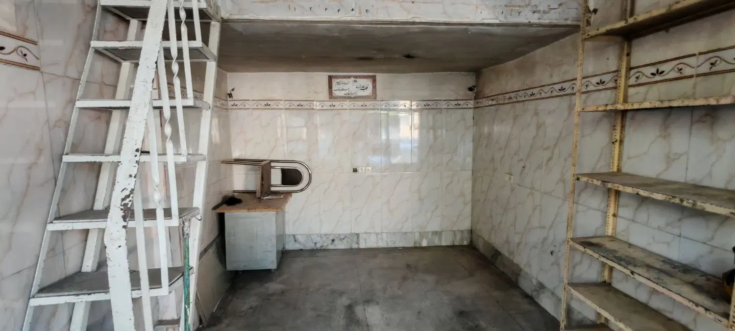 مغازه اکازیون اجاره برخیابان چوب فروش ها