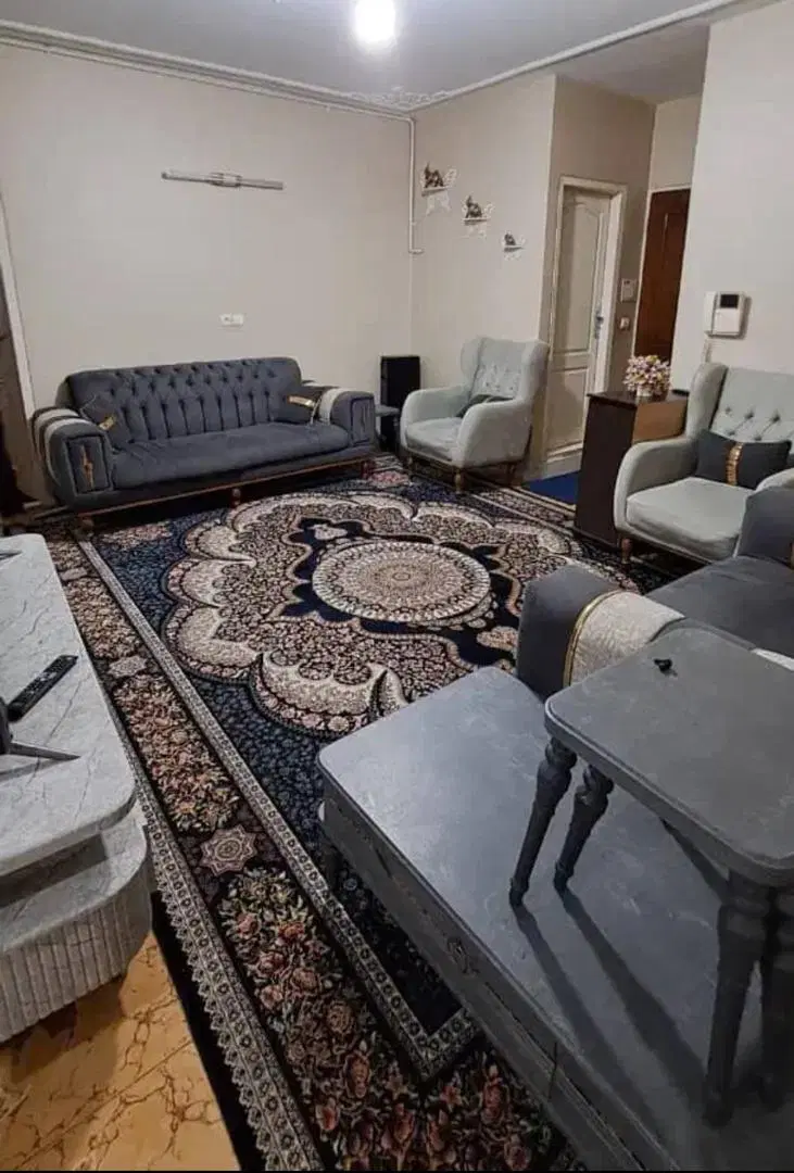 آپارتمان ۷۵ متری ابتدای شهید رجایی