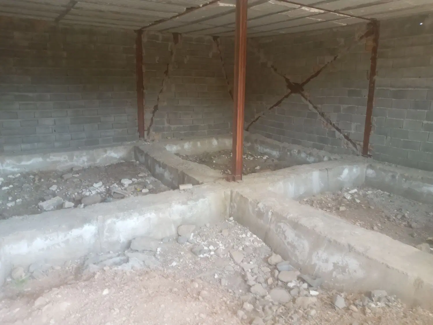 فروش خانه ویلای ۳۷۰ متره