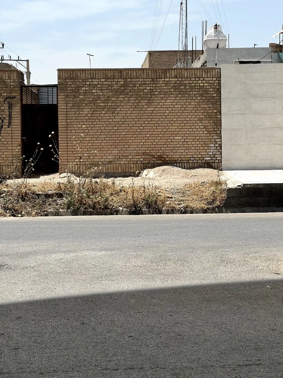 زمین 97 متر شهر امام