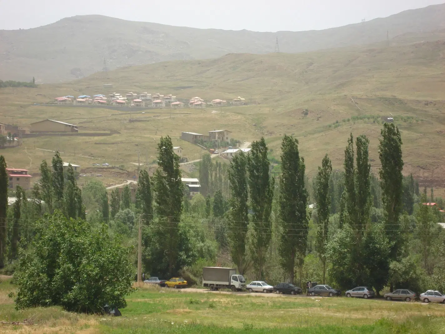 آپارتمان 104 متری برجهای کوثر