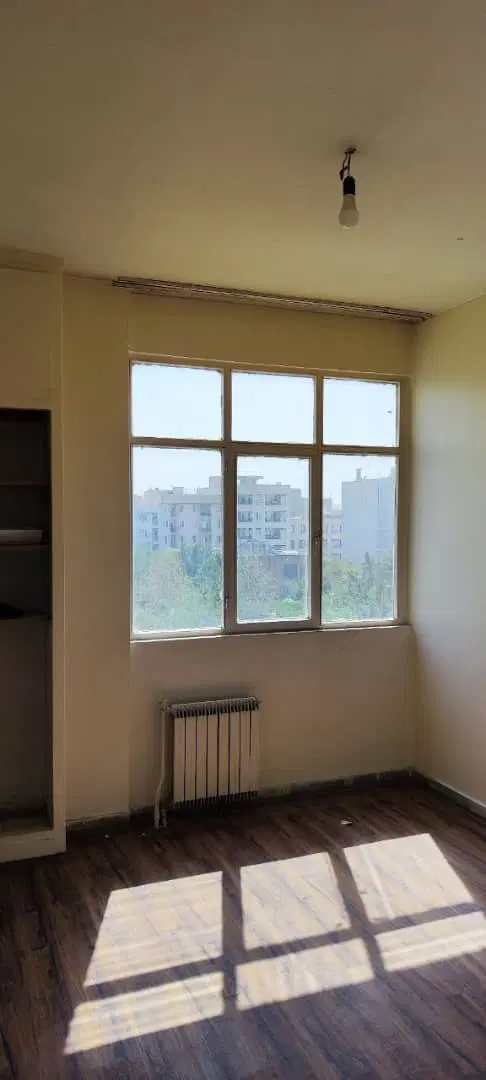 خ کرمان جنوبی خ احمدی ۴۳متر ۱خ سوم مسکن امیری