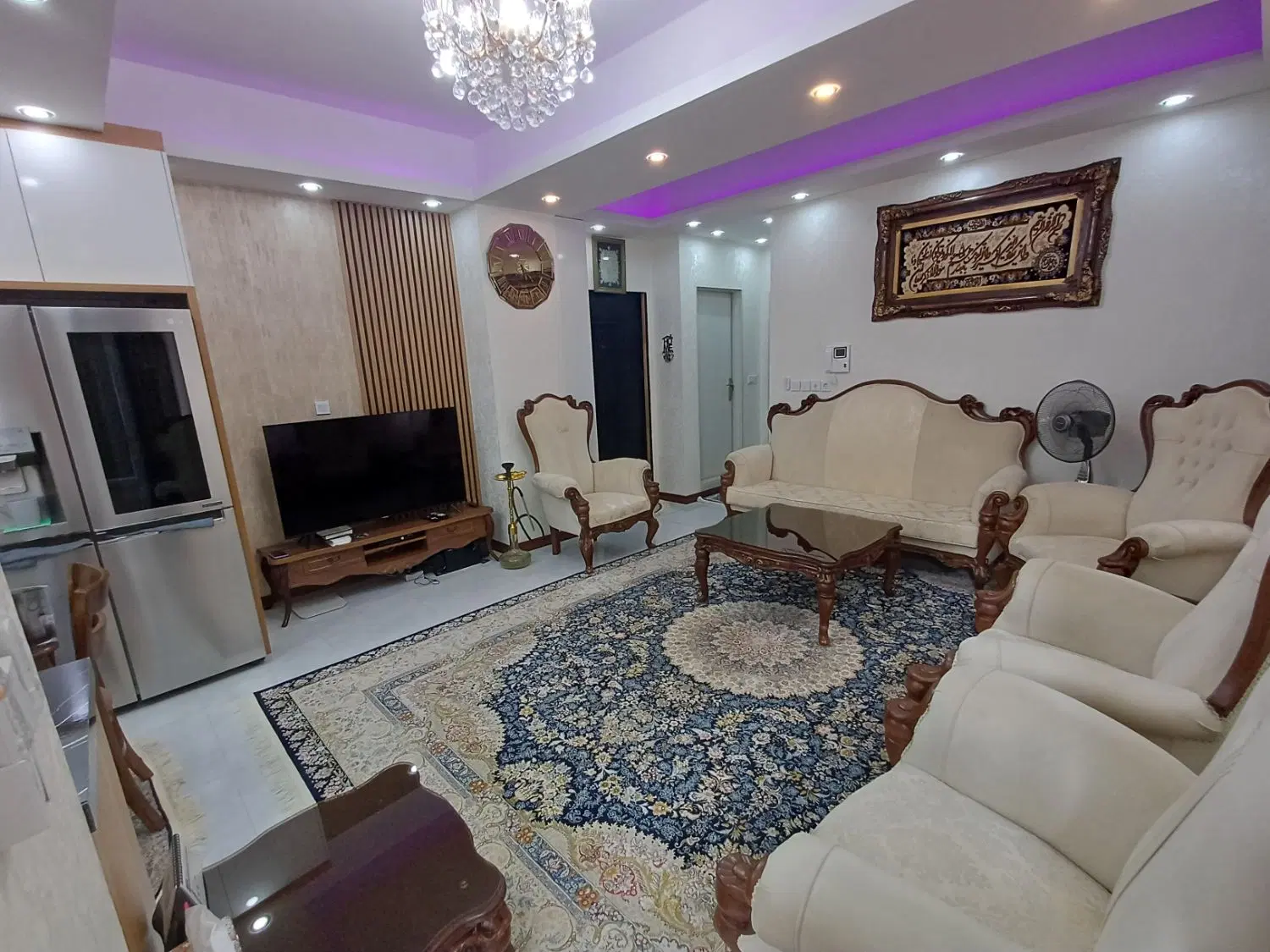 واحد ۶۱ متری بلوار چهارباغ نقلی شیک