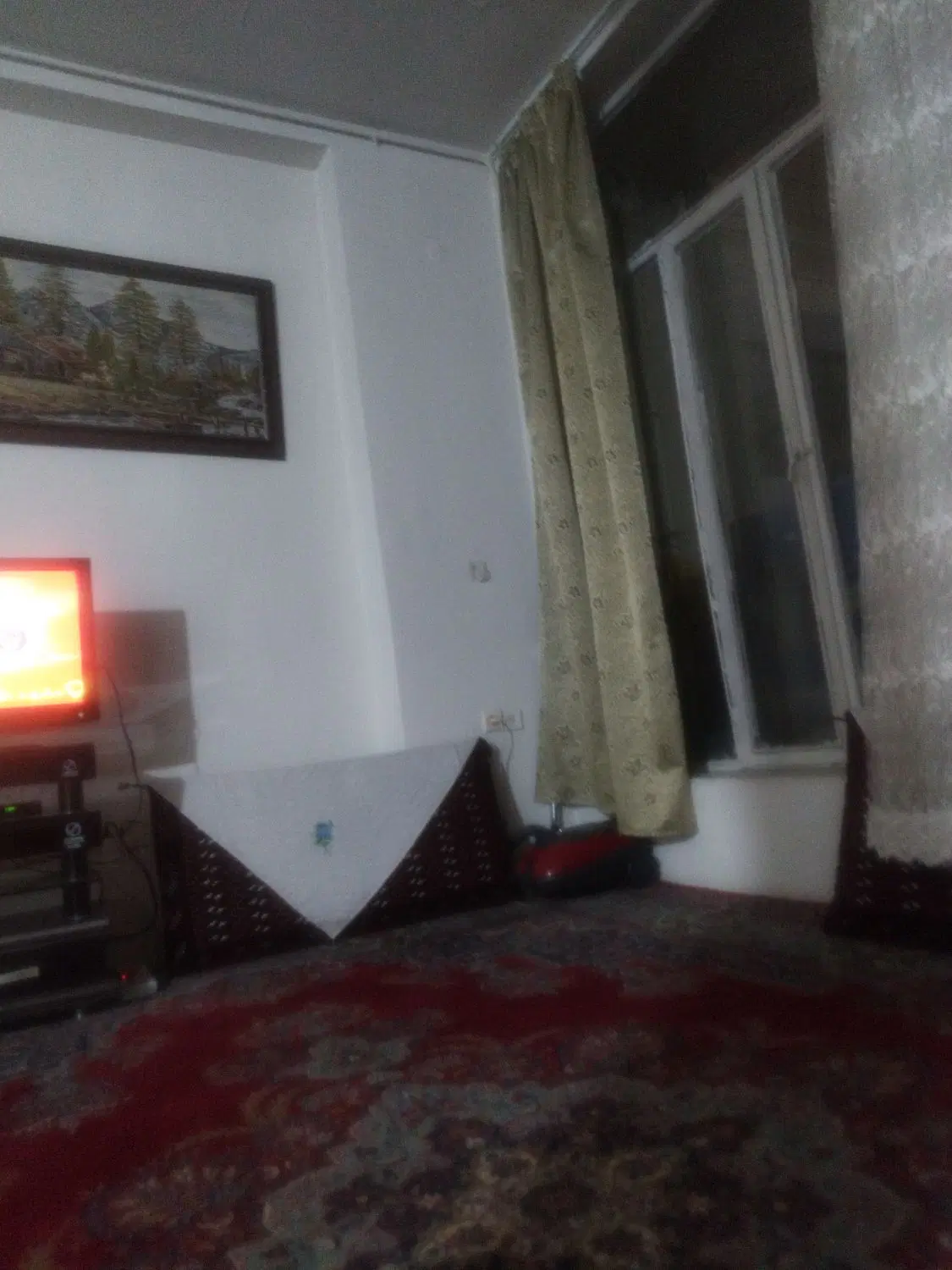 ملک ۱۰۰متری