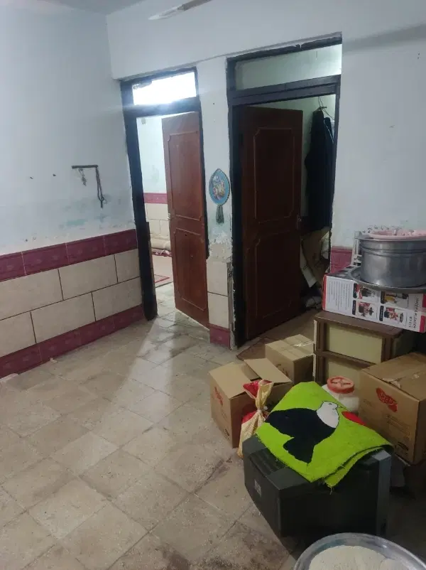 یک باب منزل به صورت رهن کامل یا اجاره
