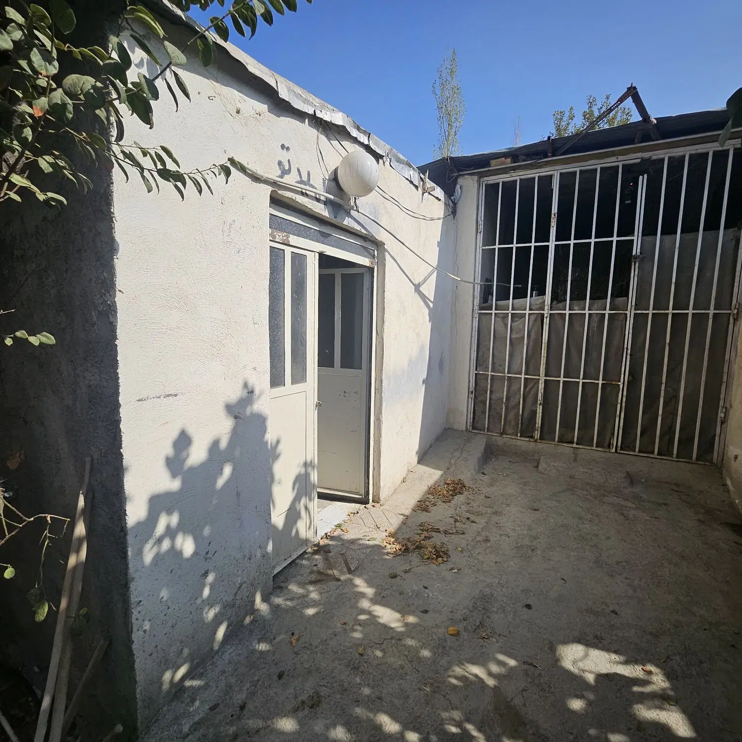 اجاره کارگاه ۶۰ متری