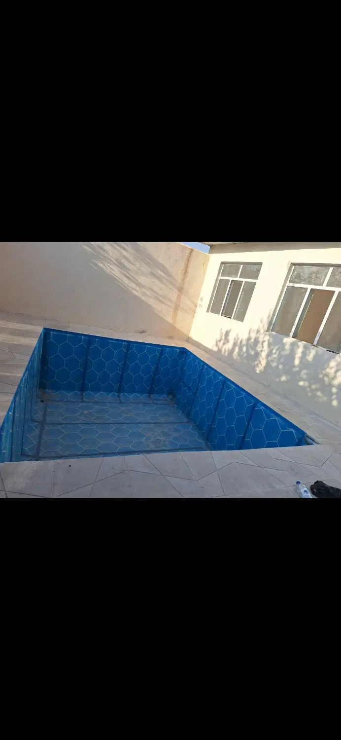 باغ تکمیل سنگستان با  اب و برق.  باغ درجه یک