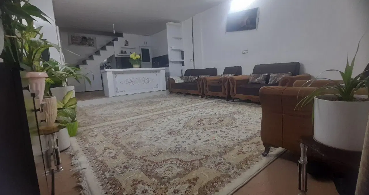 فروش خانه آپارتمانی در شهرک شهید رجائی طبقه دوم
