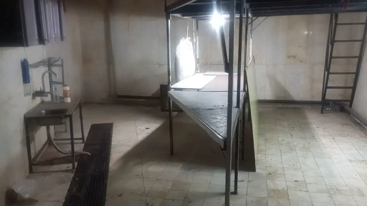 انبار ۴۵ متری -کارگاه-سقف بلند-تهویه-دسترسیBRT