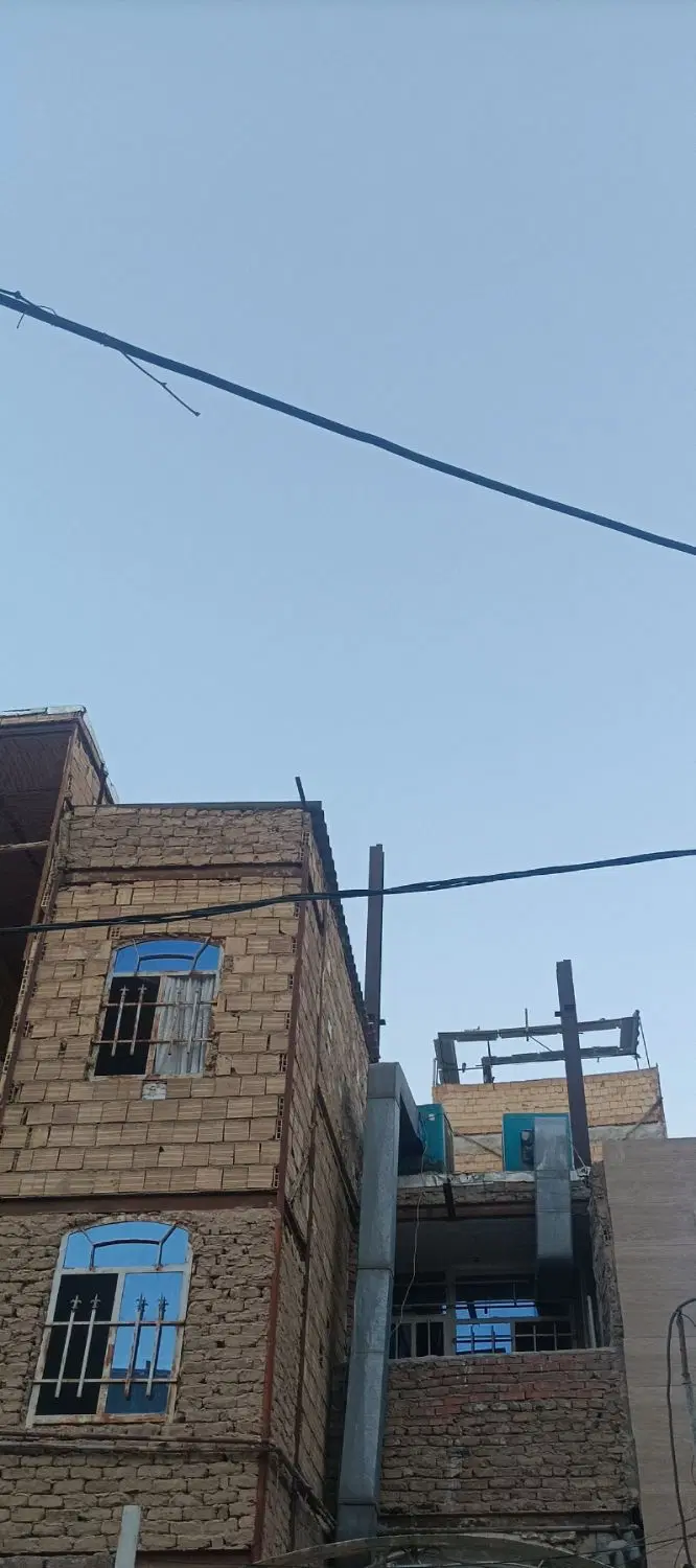 100 متر ویلایی 2طبقه ماشین رو