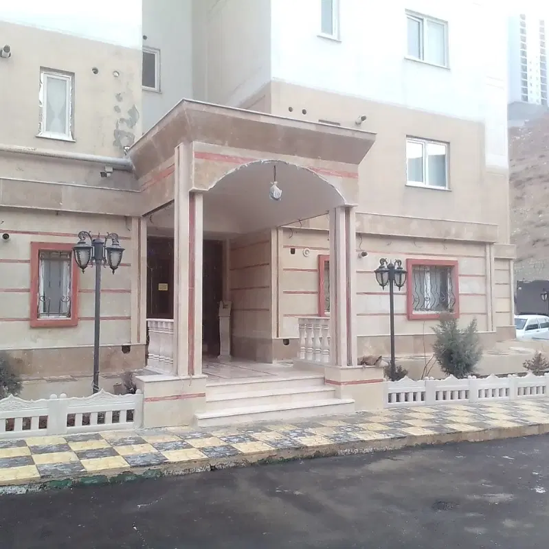 آپارتمان ۸۷ متری فاز ۱۱ زون ۴ جنوبی بنیاد