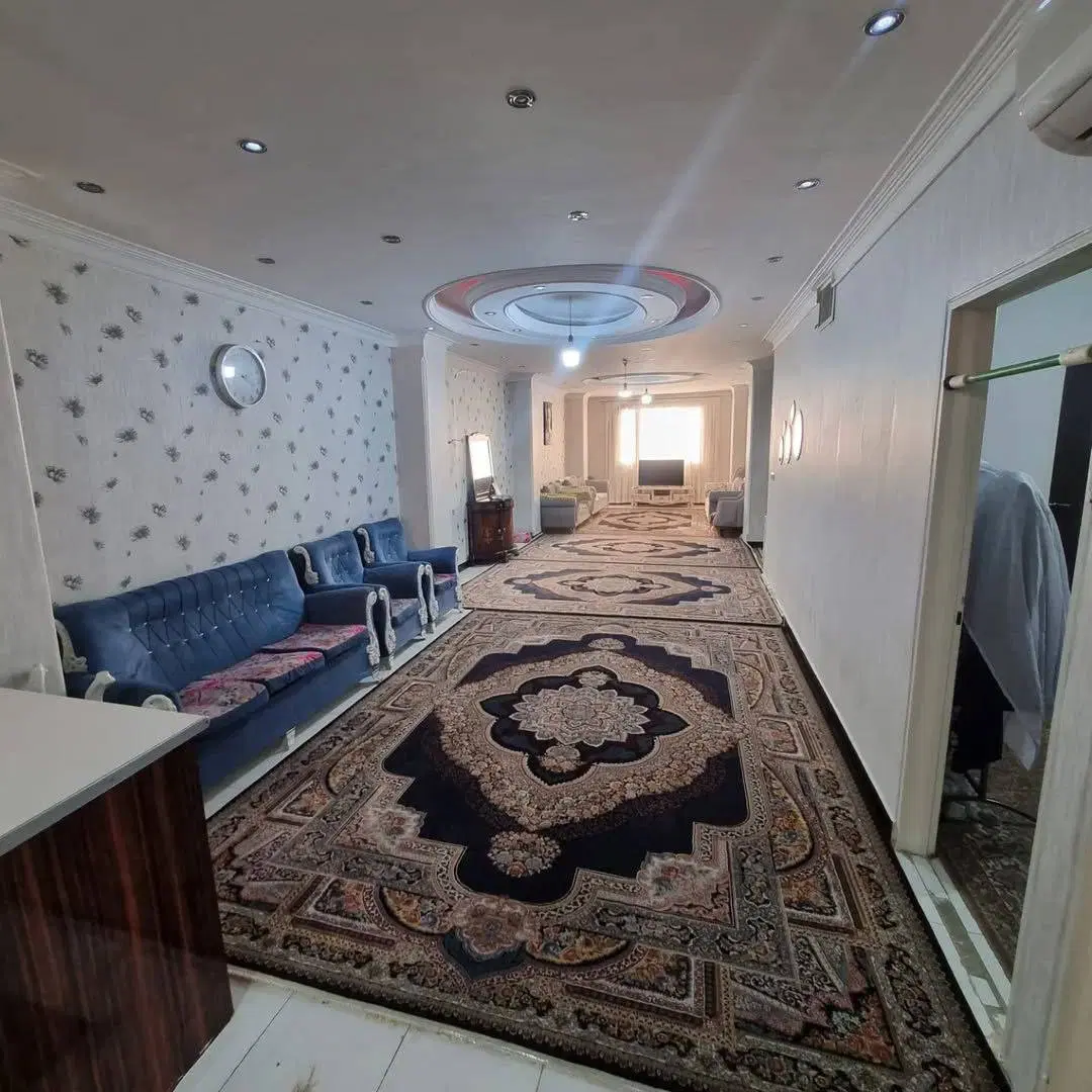 آپارتمان ۱۲۲مترطبقه اول تک واحدی