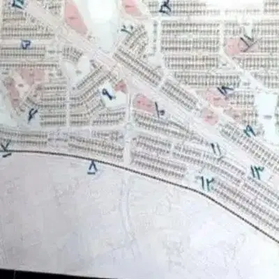 زمین شهر آرا
