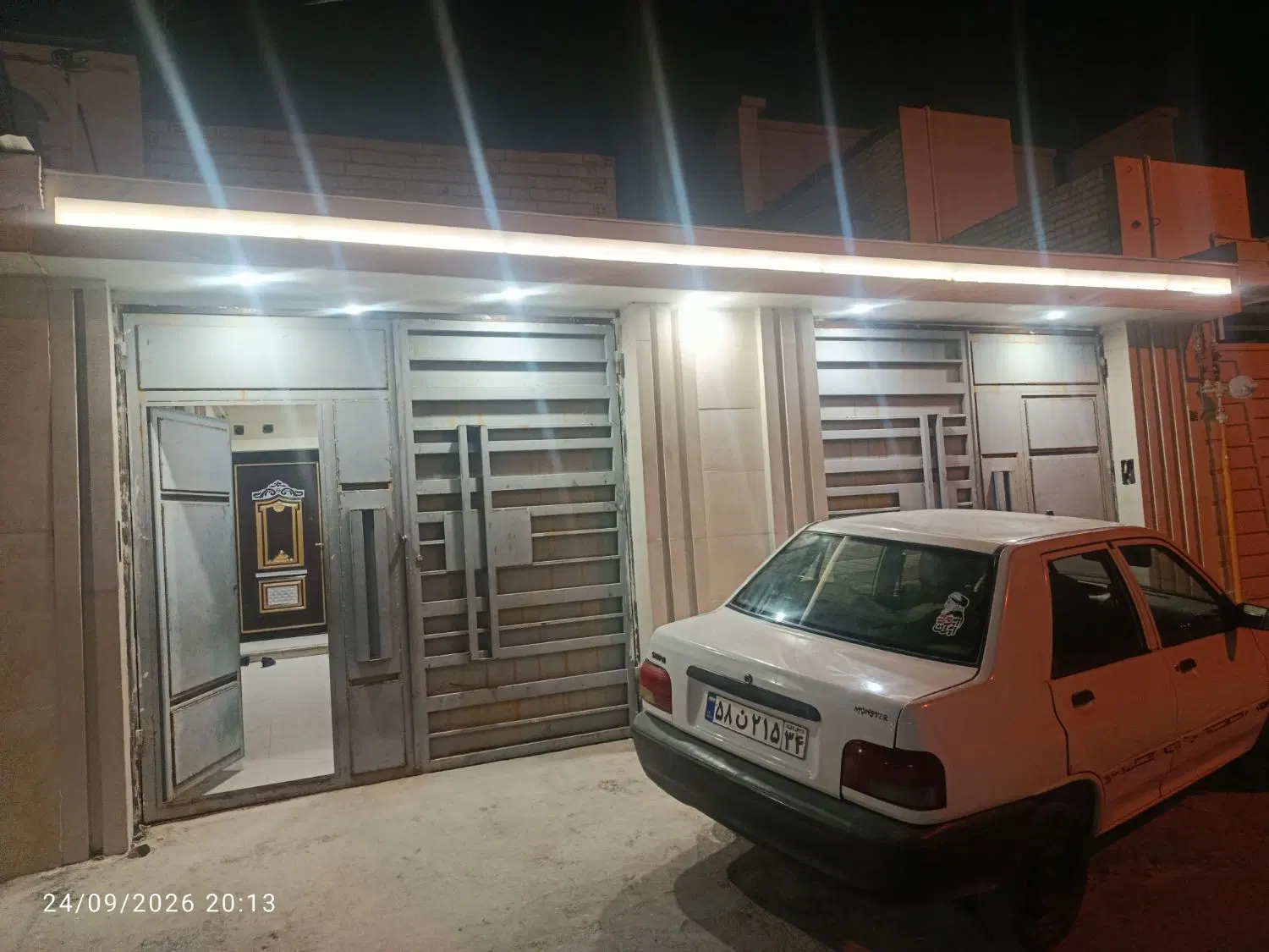 فروشی خانه سی و دو گزی