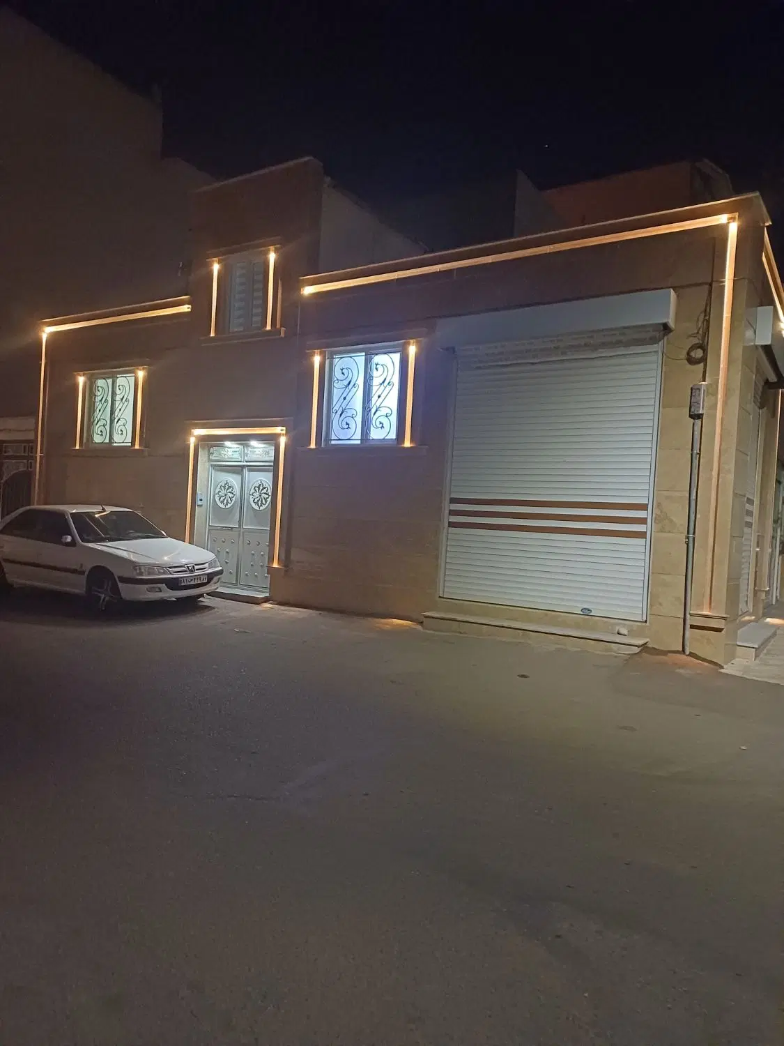 ویلایی دو نبش با مغازه مجاز کوچه معبودی