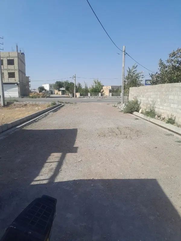 زمین ۲۰۰ متری ویلایی مسکونی