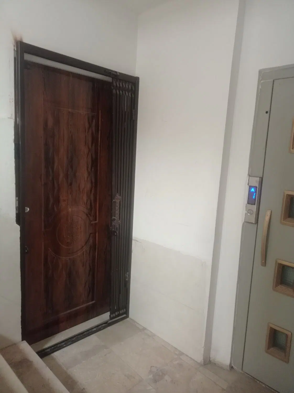 فروش واحد 65متری گلستان یکم