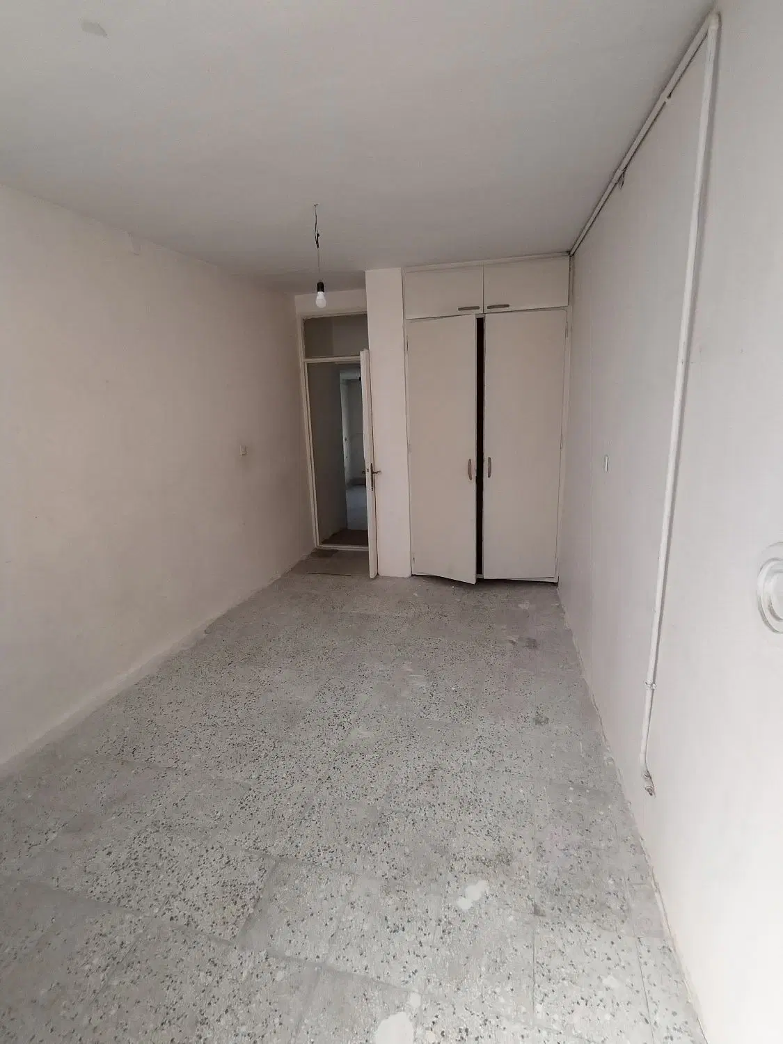 خانه ویلای اجاره ای همکف دربست ماشین رو در گنابادی
