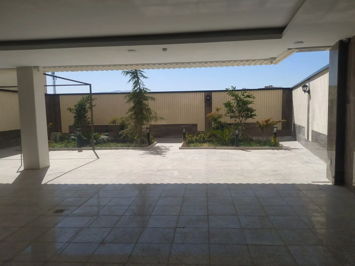 آپارتمان ۸۰ متری  شفق