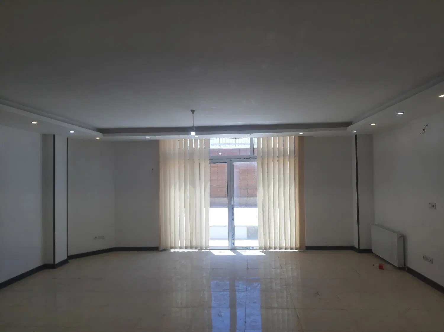 رهن و اجاره اپارتمان ۹۰ متری شهرک سیمرغ