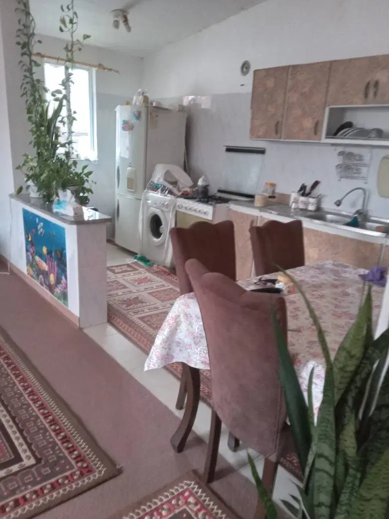 ویلایی  ۶۰ متر بتا ۳۴۰متر حیاط باغ