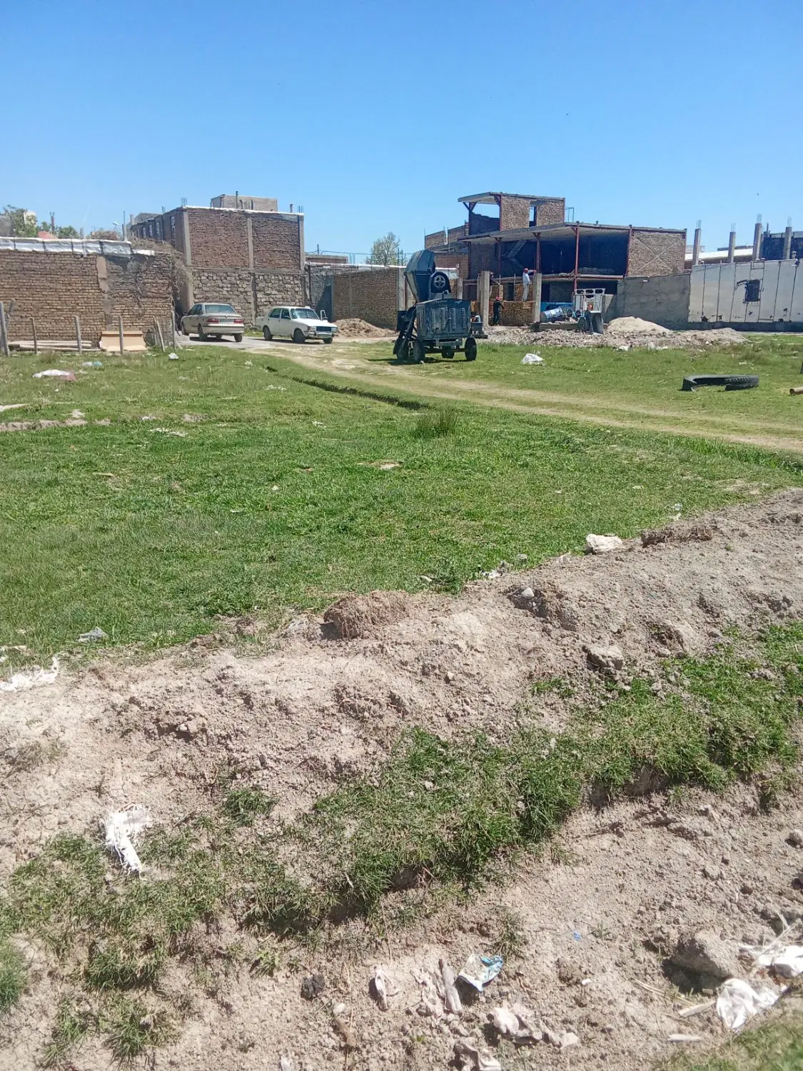 زمین مسکونی