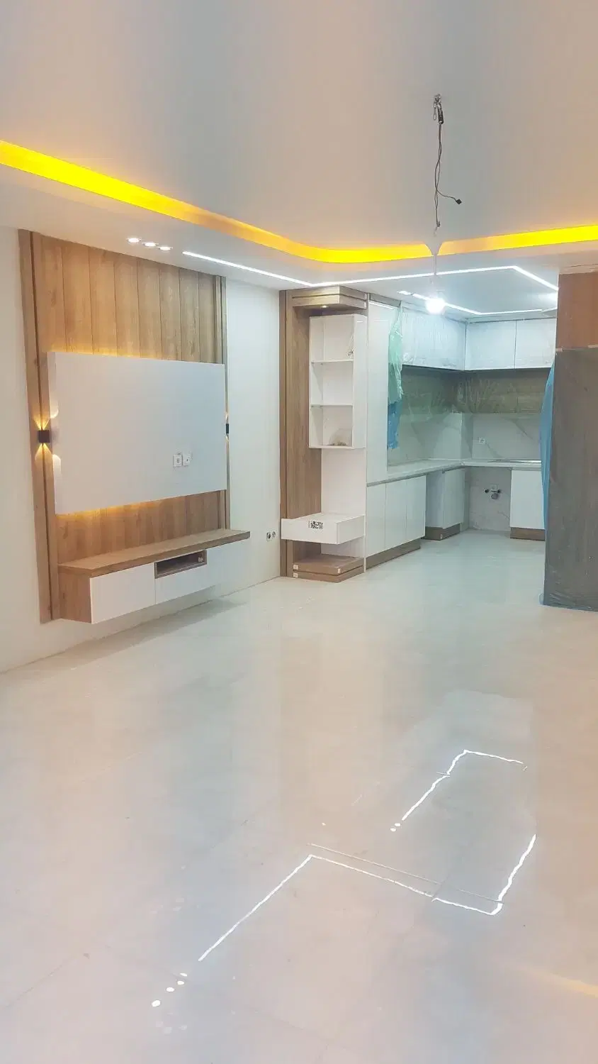 فروش اپارتمان سه روپیلوت تک واحدی نوسازشهرک سلامت