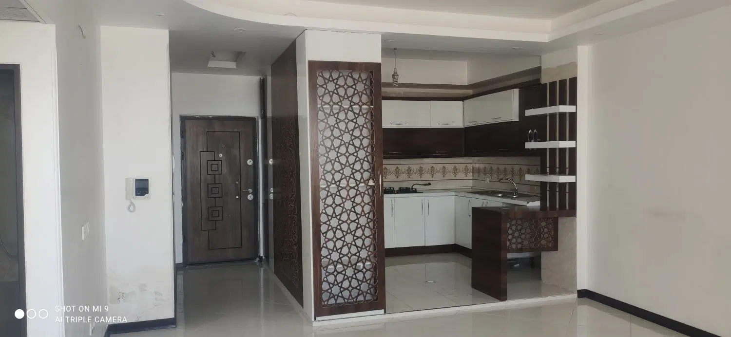 واحد ۹۵متری مجتمع دانش