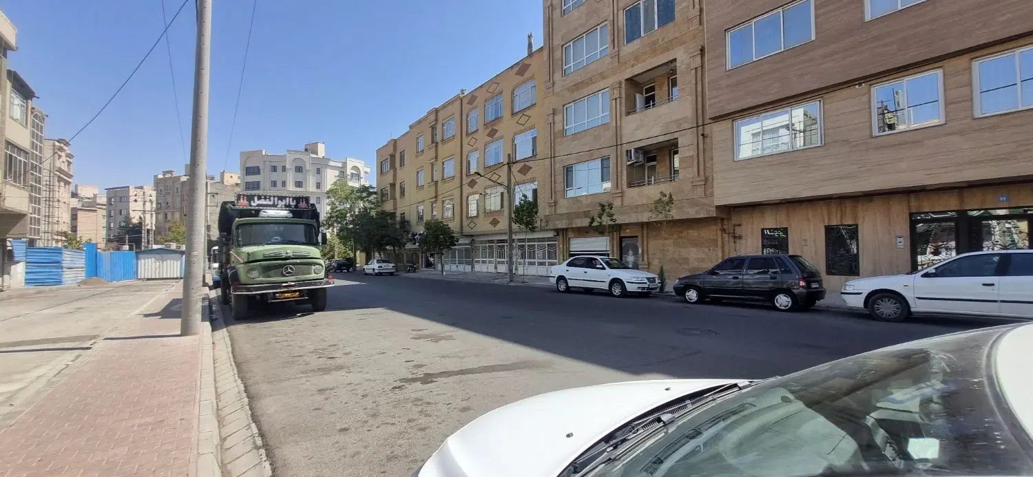 ۱۱۰متر ۶واحدی ۴۲۰مترعرصه طبقه اول ۴راه ورزش