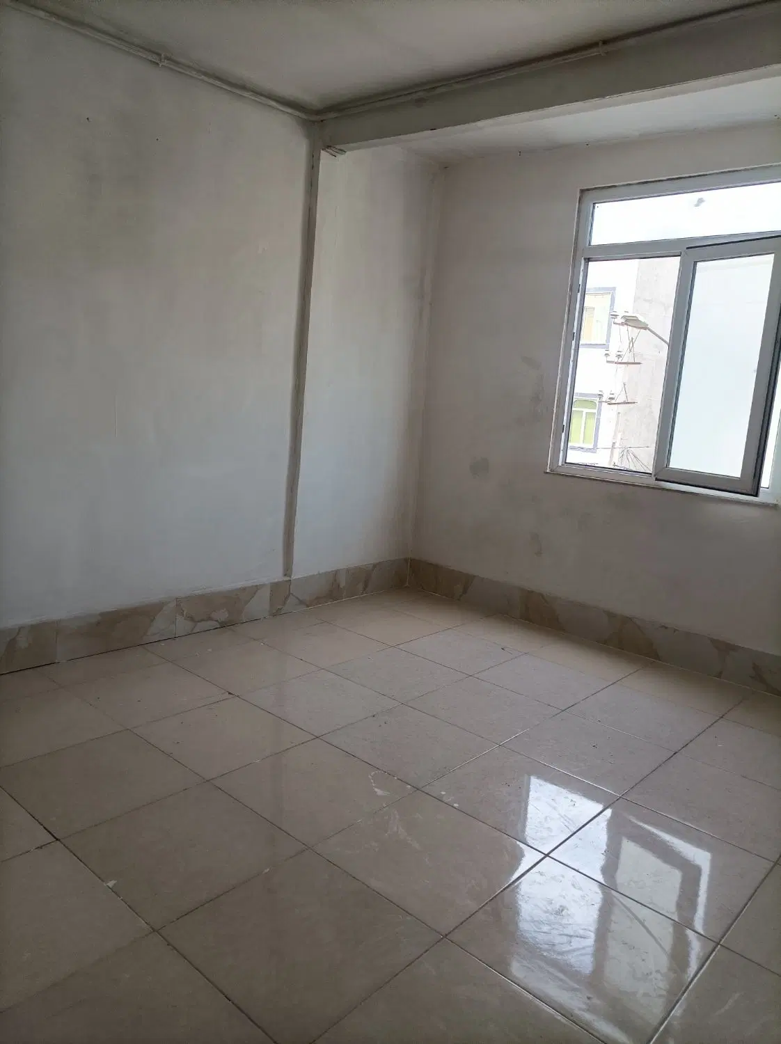 واحد 65 متری خالی بحر خیابان