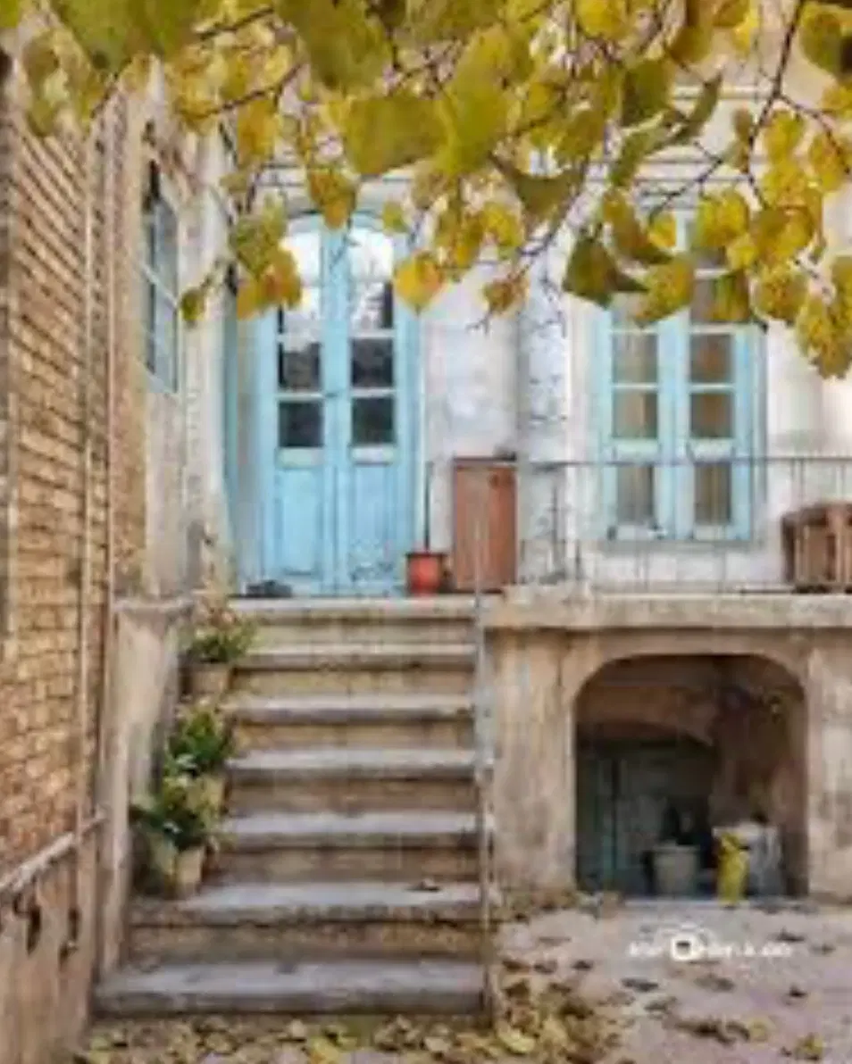ملک ویلایی قدیمی