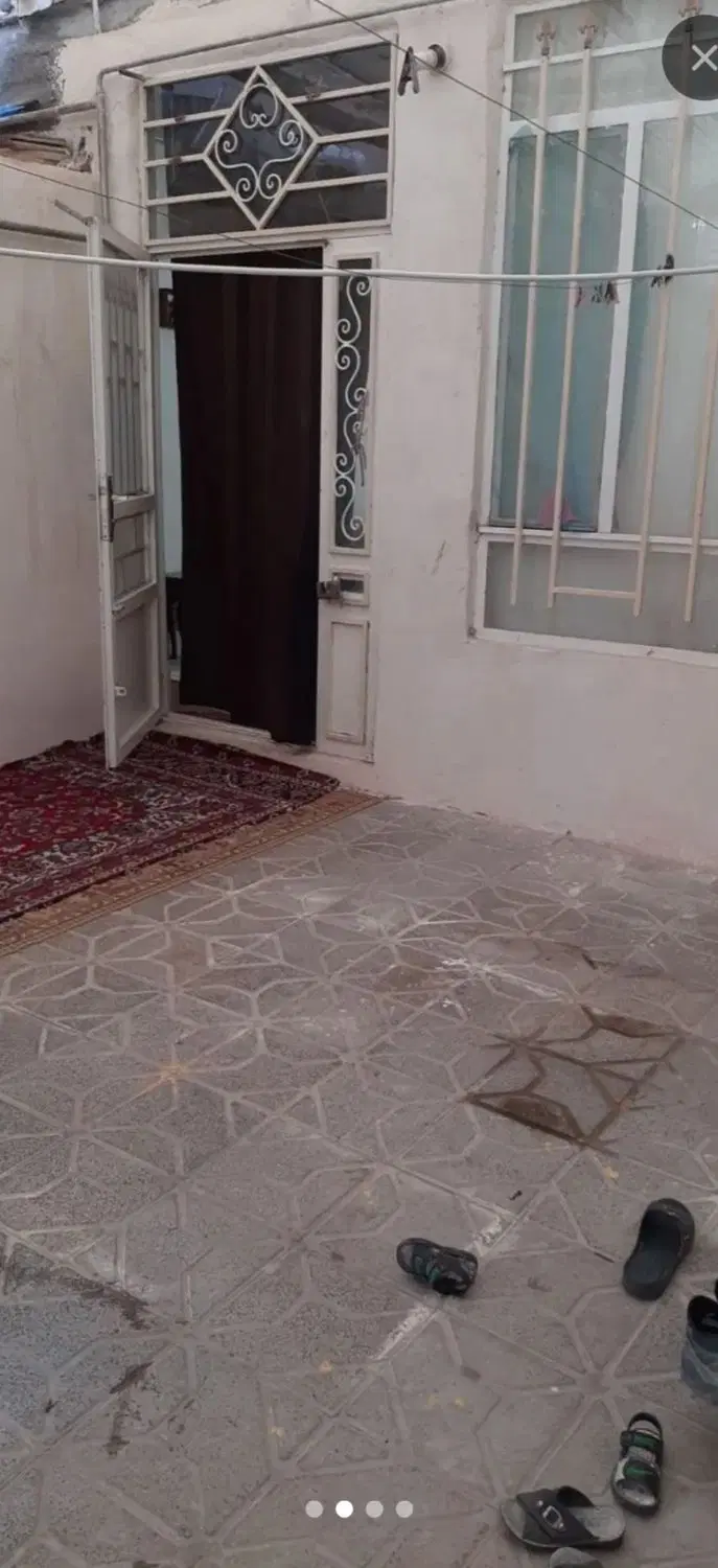 ویلایی شهرک ولی عصر بلوار انقلاب،انقلاب۱
