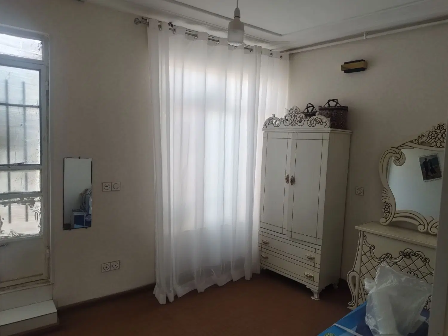 خونه ویلایی و آپارتمان به فروش میرسد