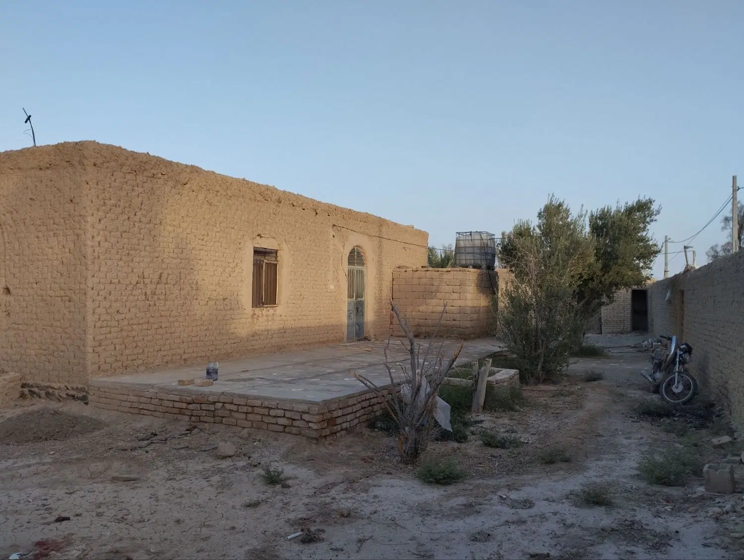 خانه کاهگلی