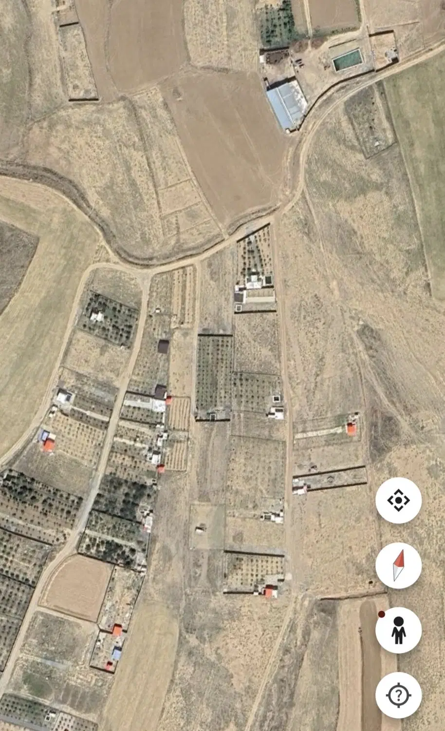 زمین ابشبنه سندسبز