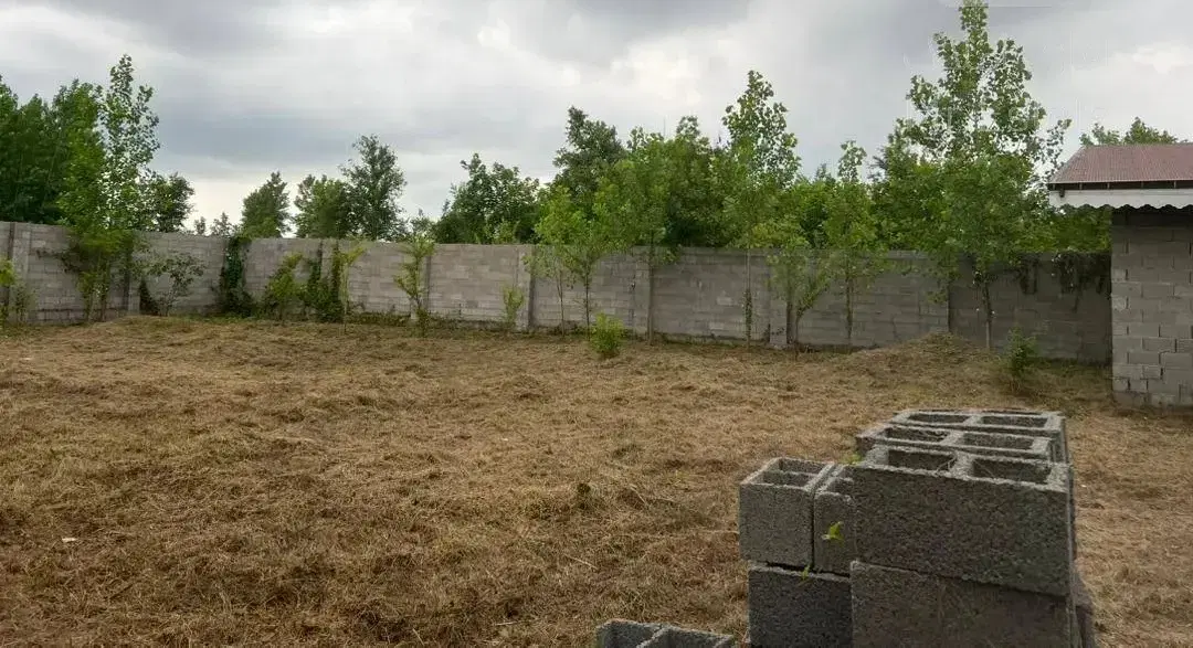۱۰۰۰ متر زمین مسکونی
