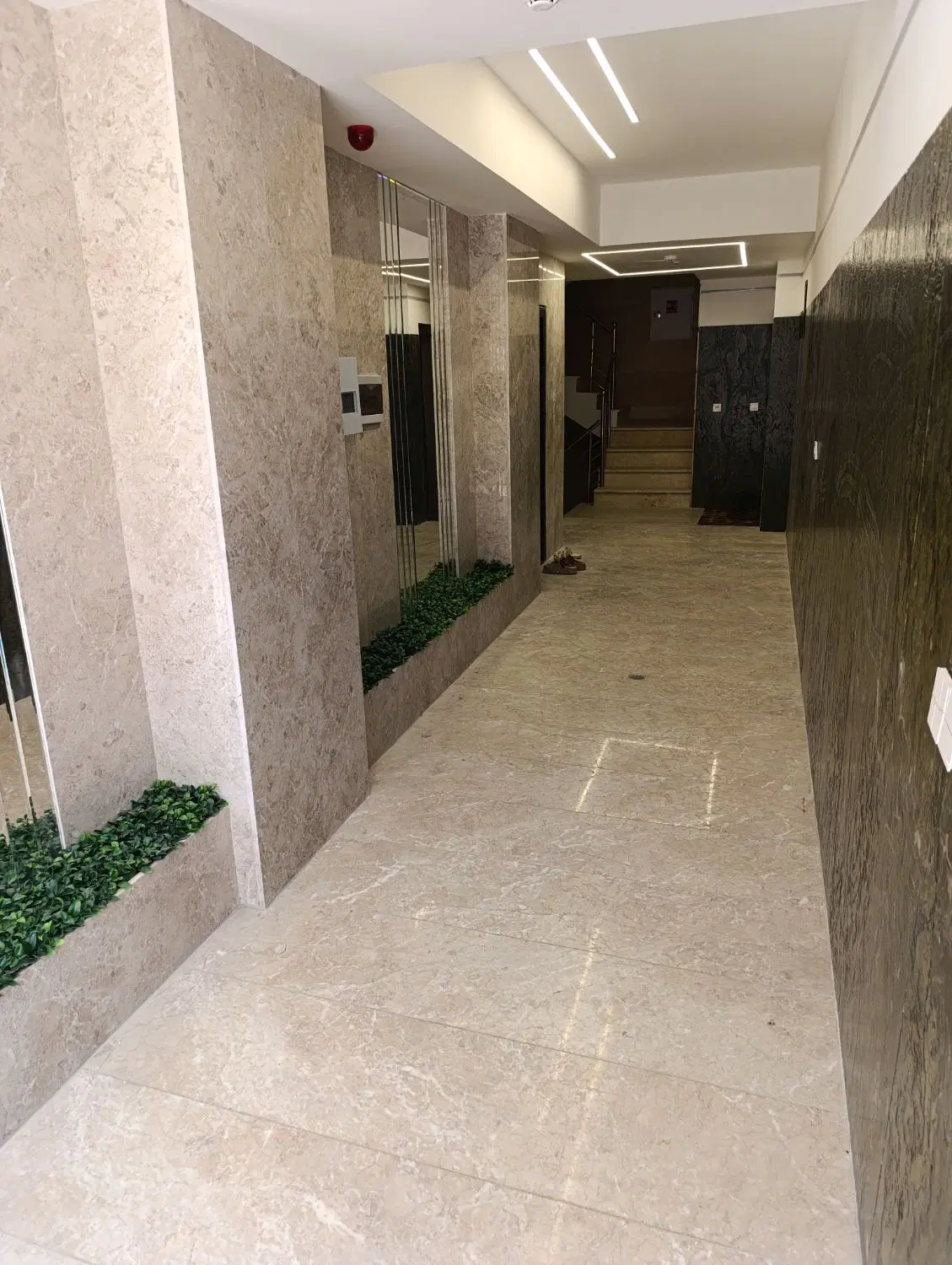فروش واحد اول آپارتمان در شالمان فول امکانات