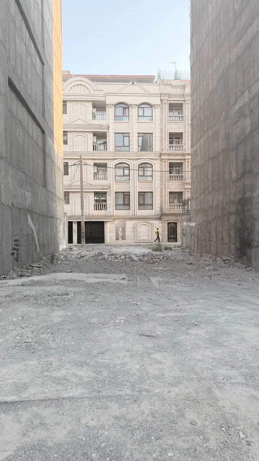زمین ۲۲۰ متری بر ۹ پیشروی ۹۵ درصد