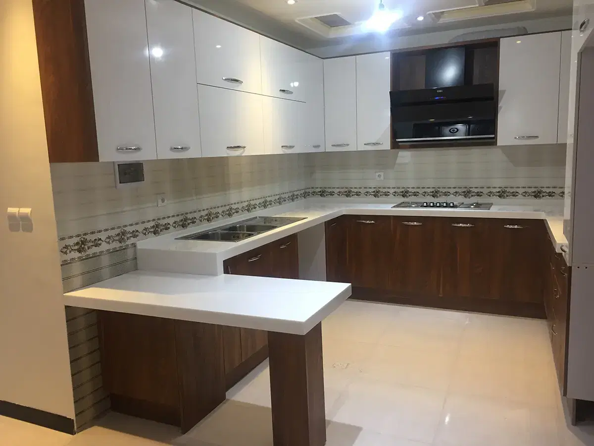 85 متری_ سند دار _ خوشگل