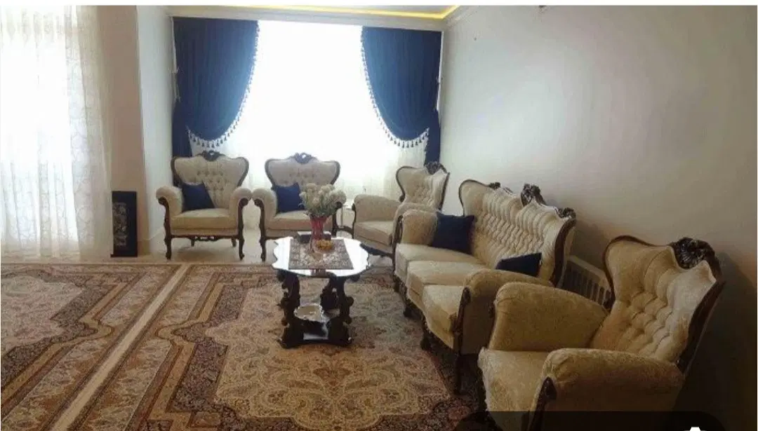 هم خانه