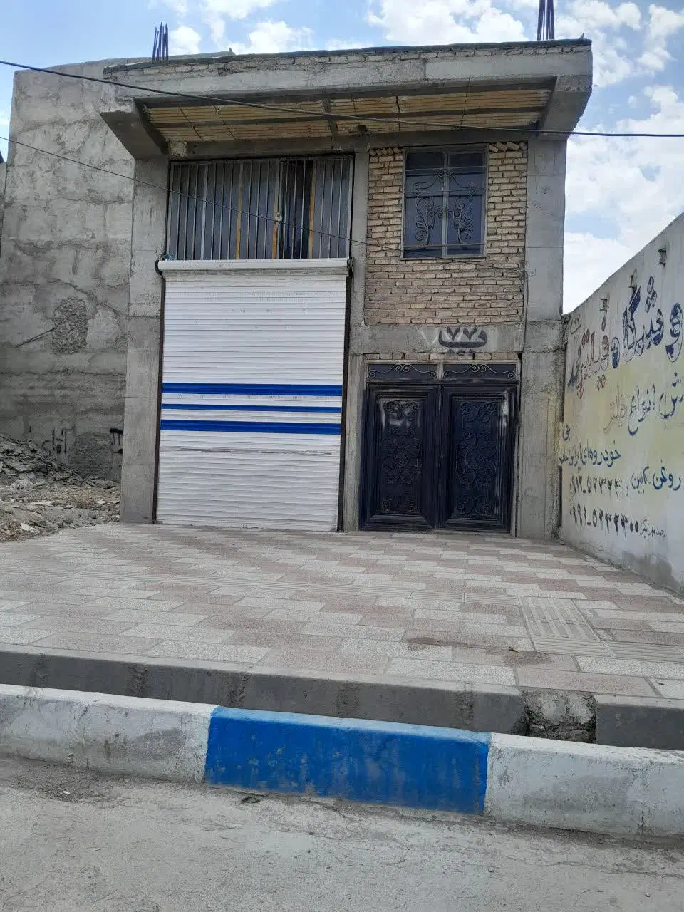 مغازه با متراژ۱۰۰متر جهت رهن و اجاره