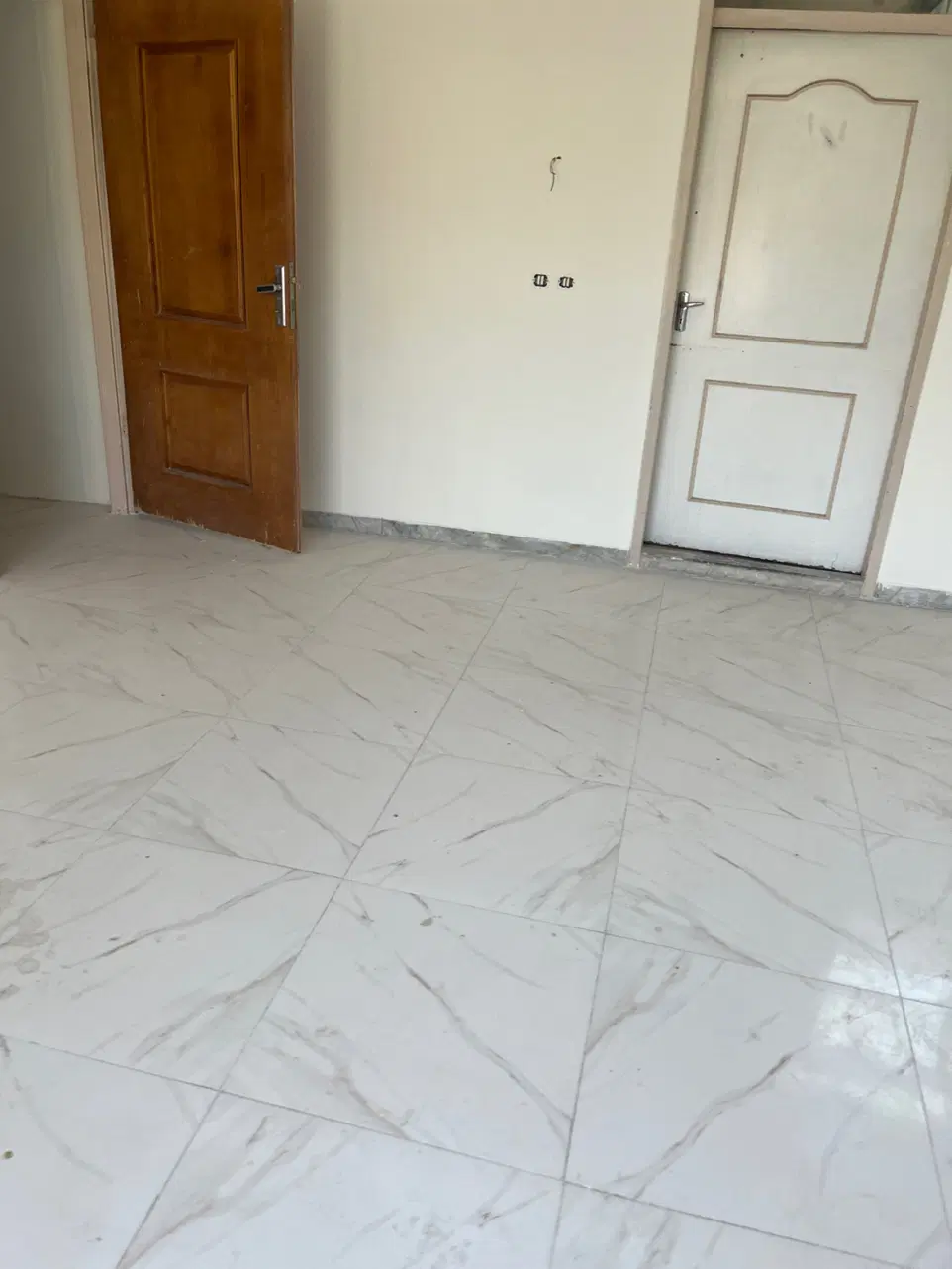اجاره ی واحد اداری بر خیابان شهیدان غربی