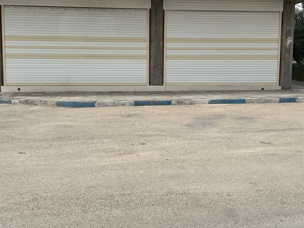 آپارتمان و مغازه